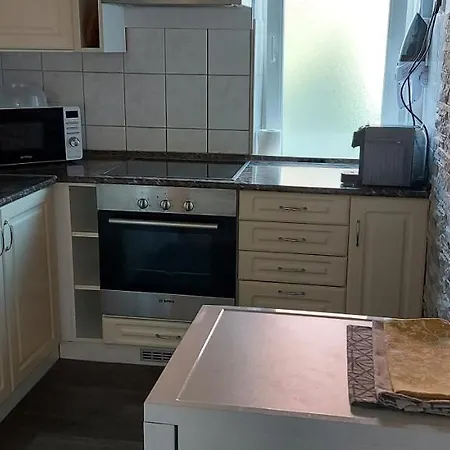 Zsofi Apartman Διαμέρισμα *